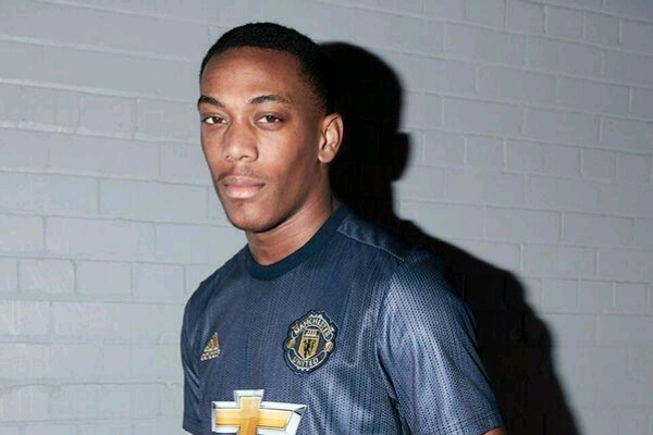 Man United Unveil 2018/2019 Adidas Third Kit